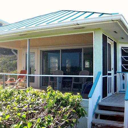 Blue Horizon Resort Conch Bar Bagian luar foto